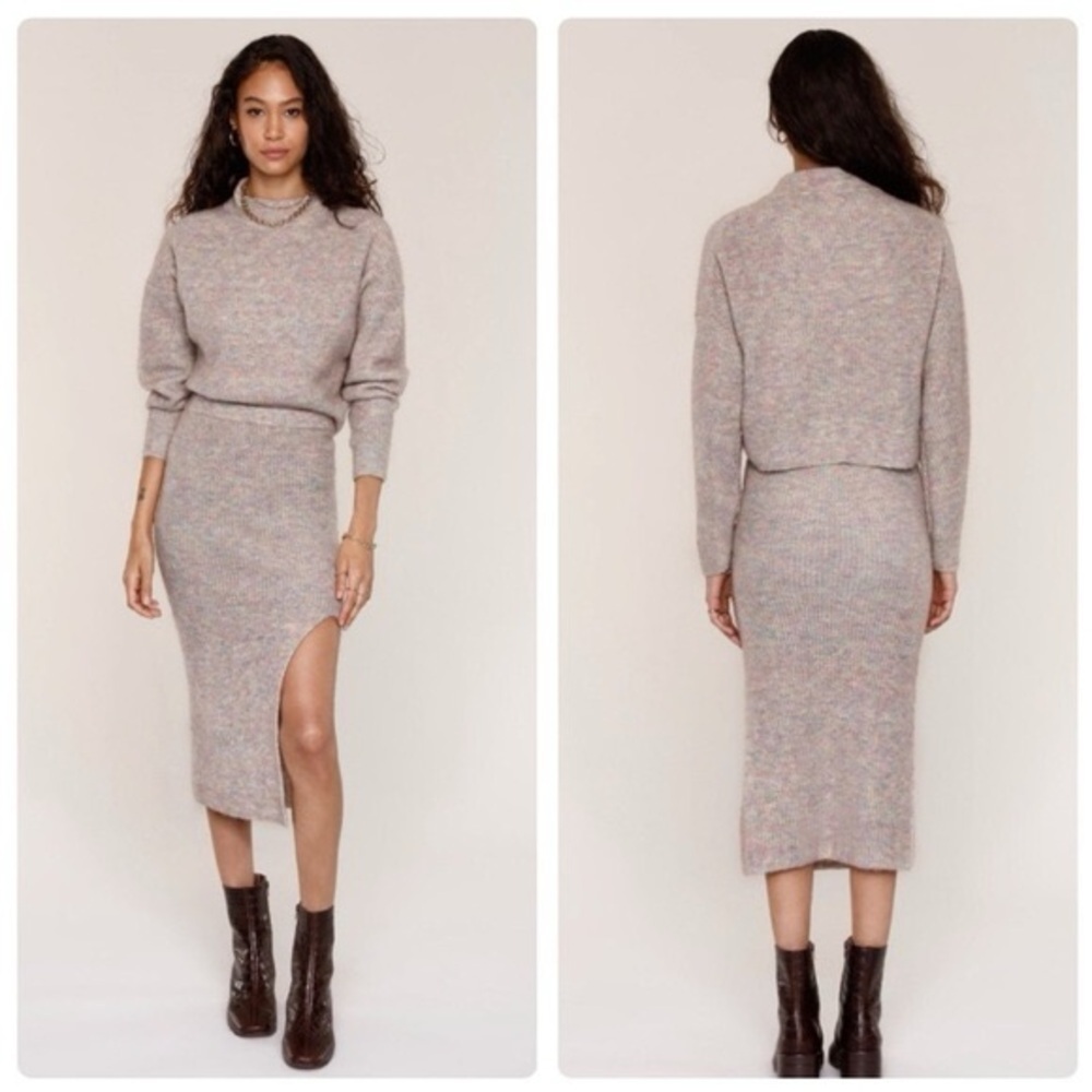 HEARTLOOM | Pastel Knit Skirt - Picture 4 of 10